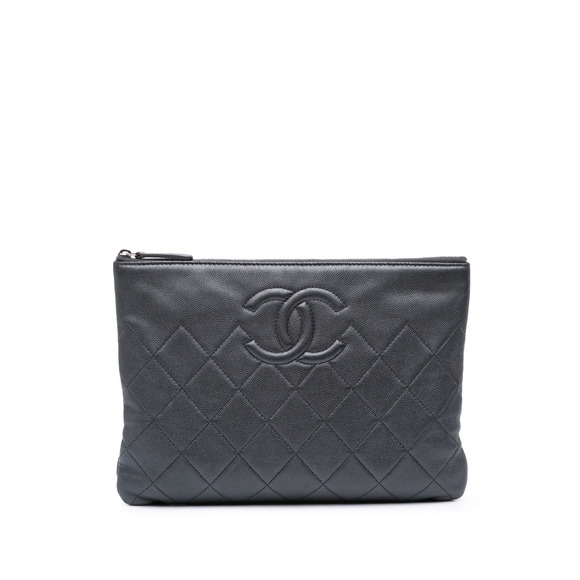 Pre-Loved Chanel Medium CC Quilted Caviar O Case Clutch - Picture 1 of 9